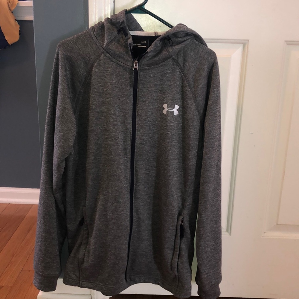 Men’s Large NWOT UA Gray zip up hoodie